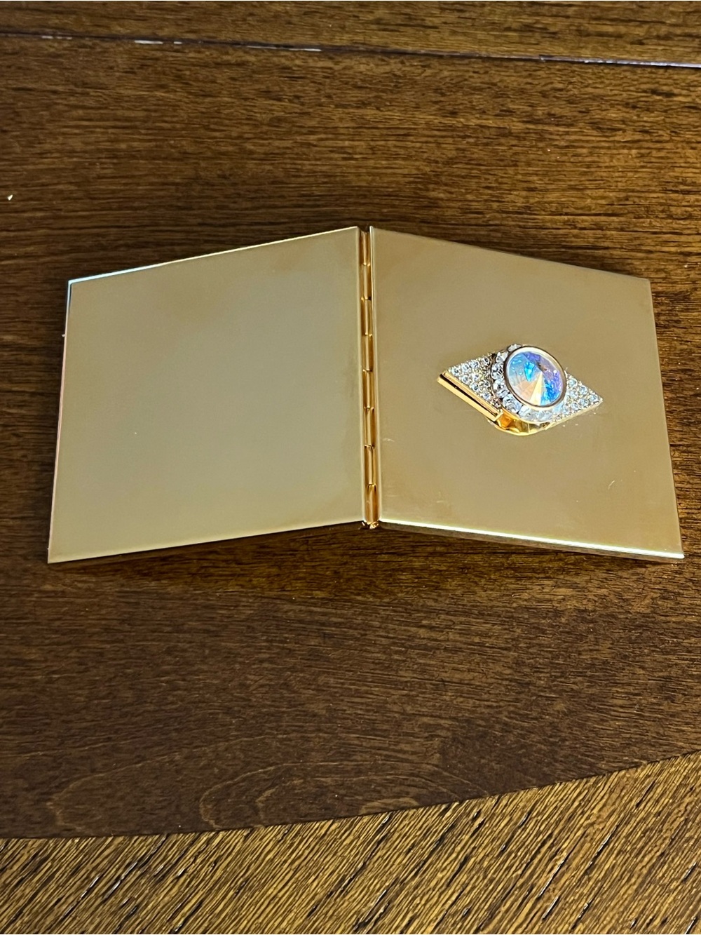 Woman’s glass mirror